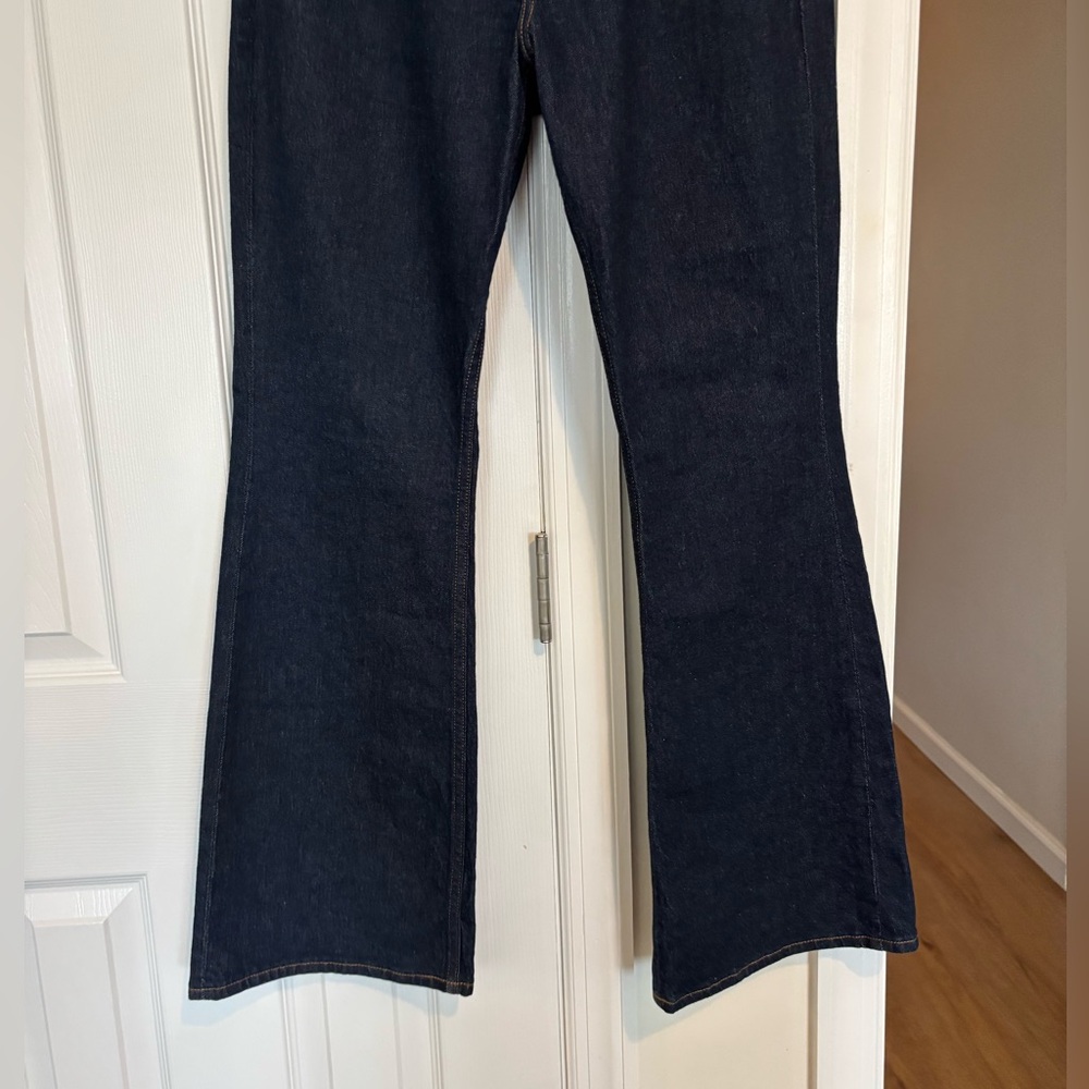 NWT A&F Mid Rise Bootcut Jeans - Picture 7 of 14